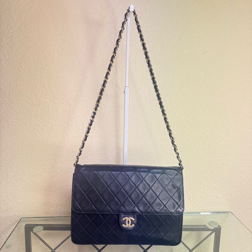 CHANEL Matelasse Chain Shoulder Bag Lambskin Black Push Lock